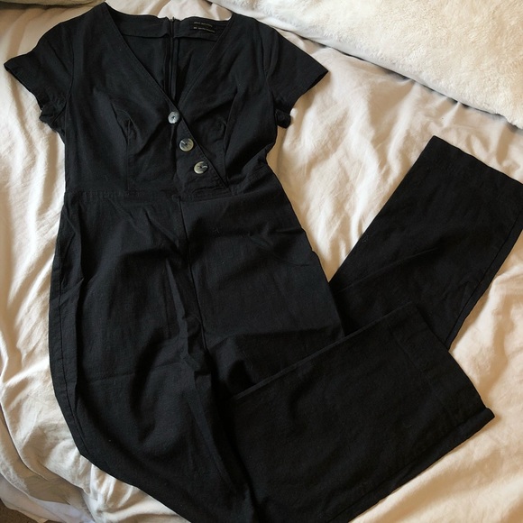 Never Worn Black Jumpsuit From Urban Outfitters Size Medium - Picture 3 of 3